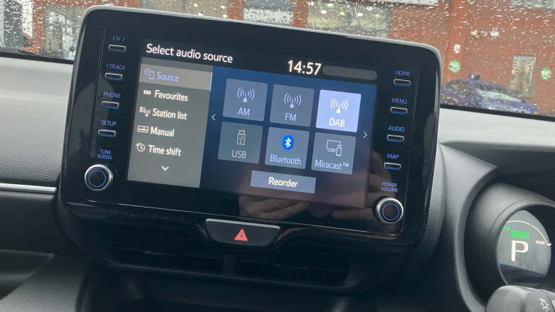 Toyota Yaris 1.5 Hybrid Design 5dr CVT Hybrid Hatchback